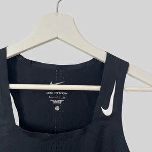 Top Nike Aeroswift - homme