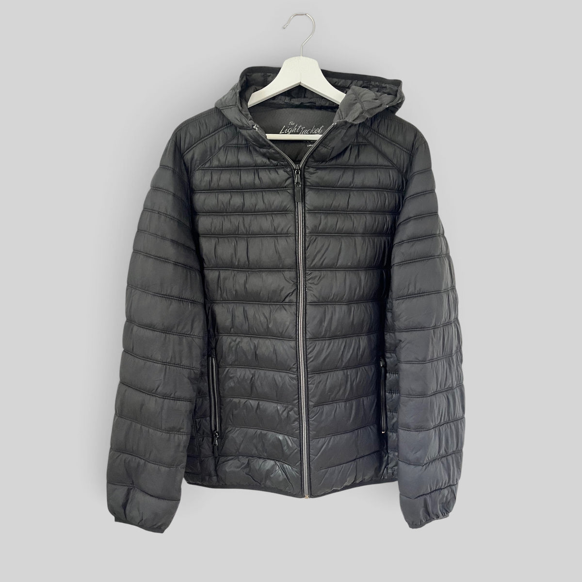 Black puffer jacket - men